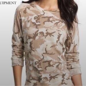 Equipment Femme Sloan Crew Neck Cashmere cream/tan camo sweater, size M